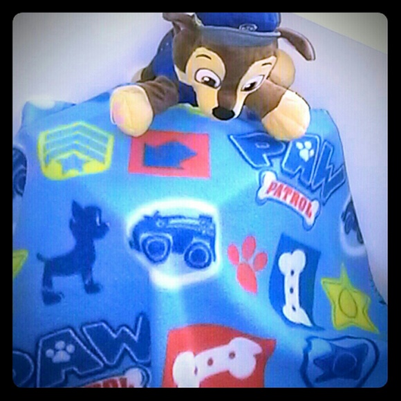 Paw Patrol plush doll and blanket. - Picture 7 of 8
